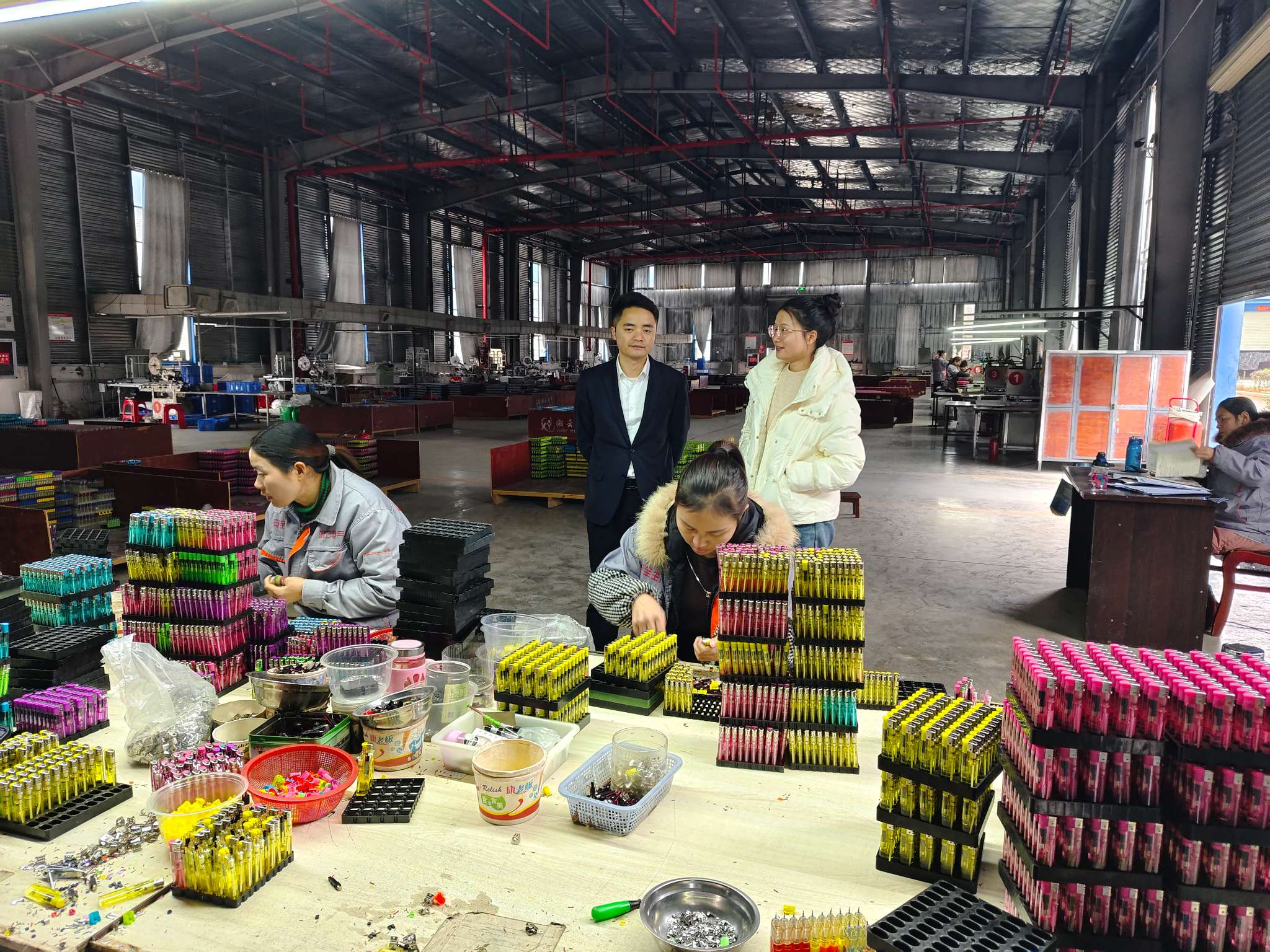 工行凯里岑巩支行：金融活水浇灌“岑巩造” 小火机点亮全球大市场